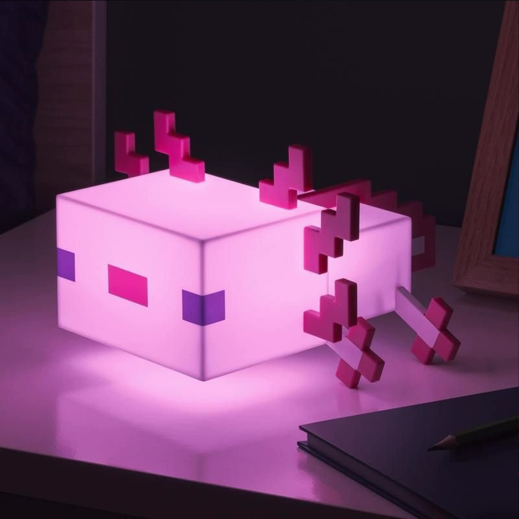 Pixel Cubic Salamander Night Light
