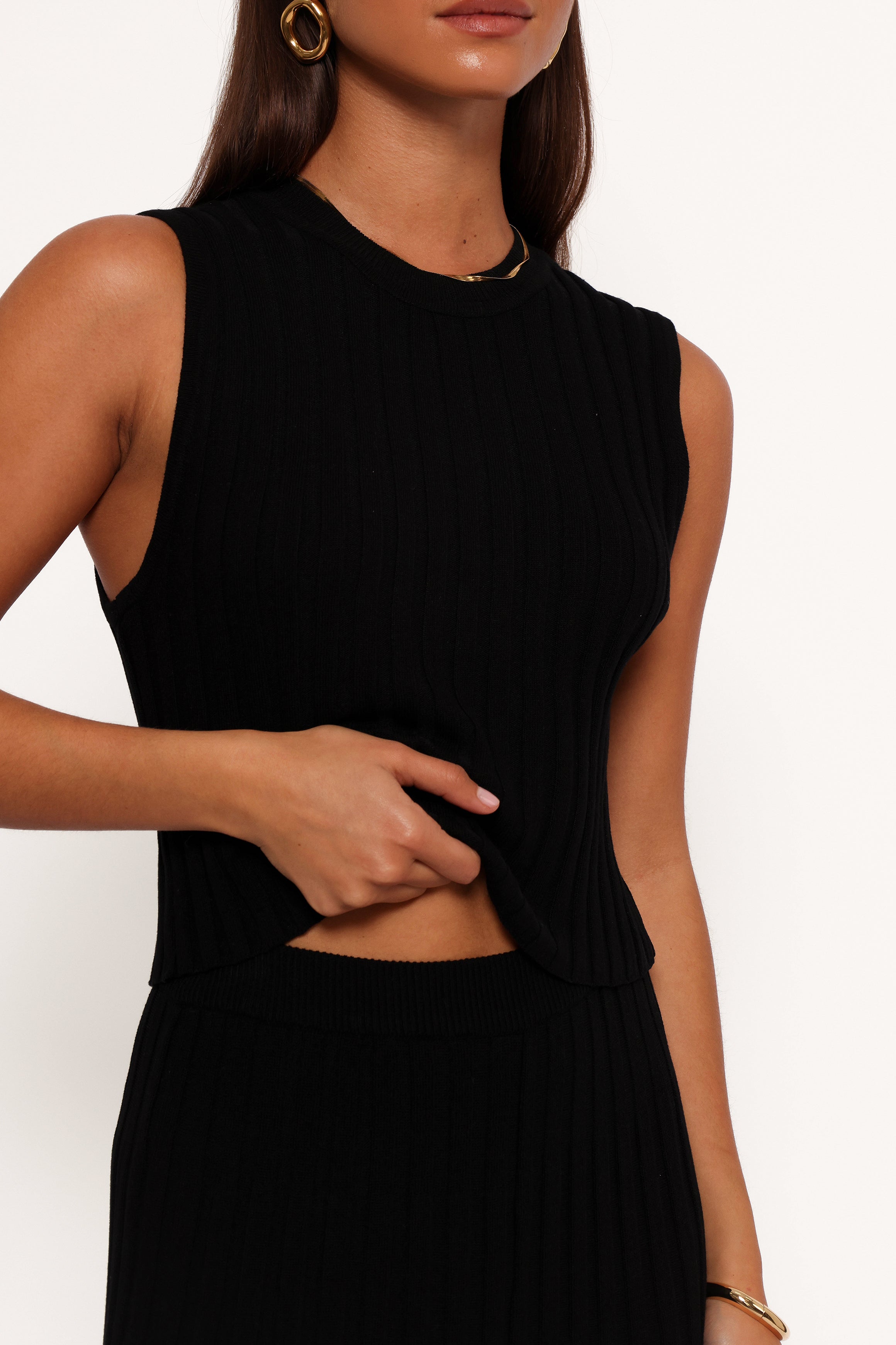 Carson Knit Top - Black-Aur Fashion