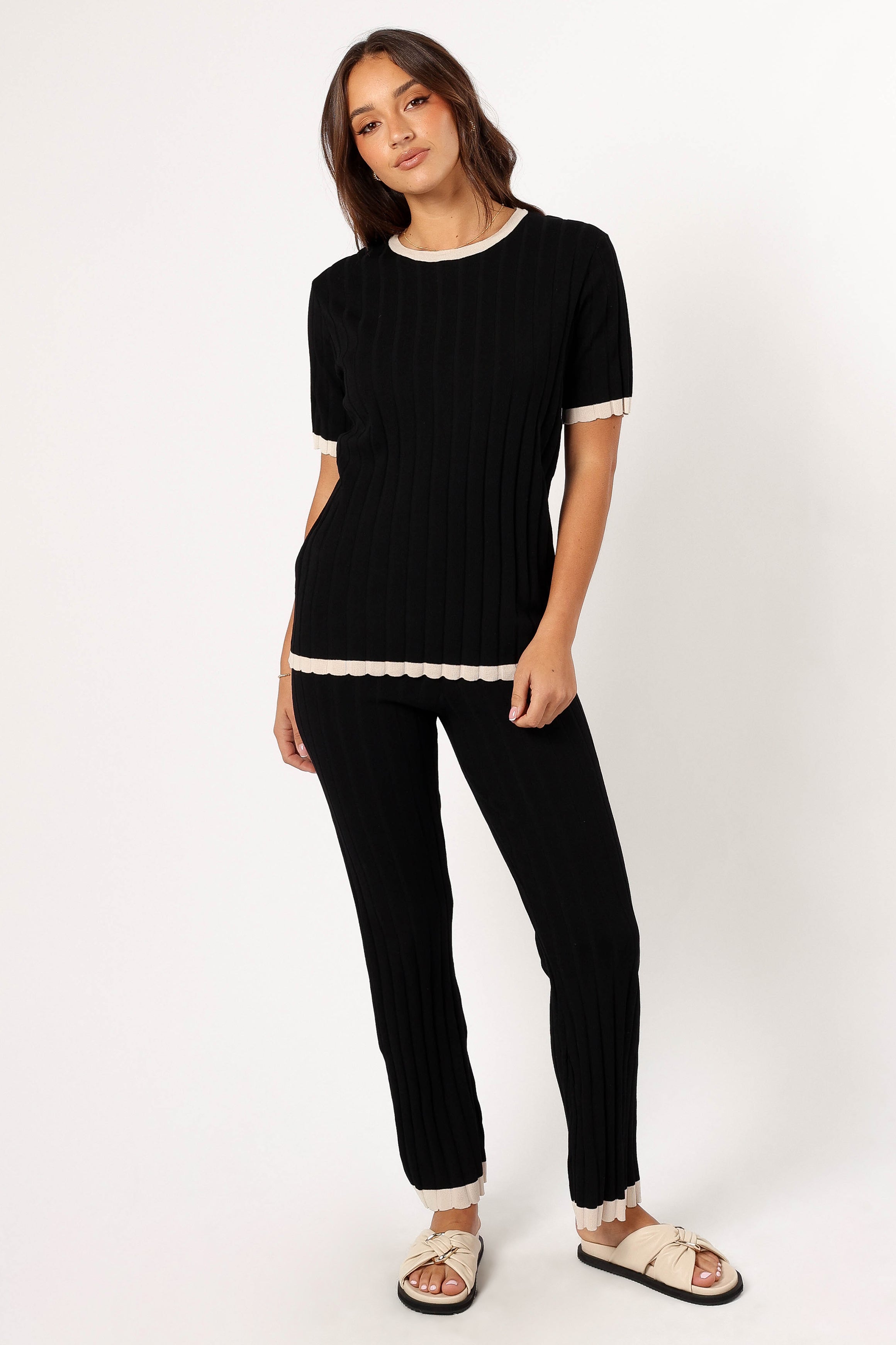 Henrie Knit Set - Black Beige-Aur Fashion