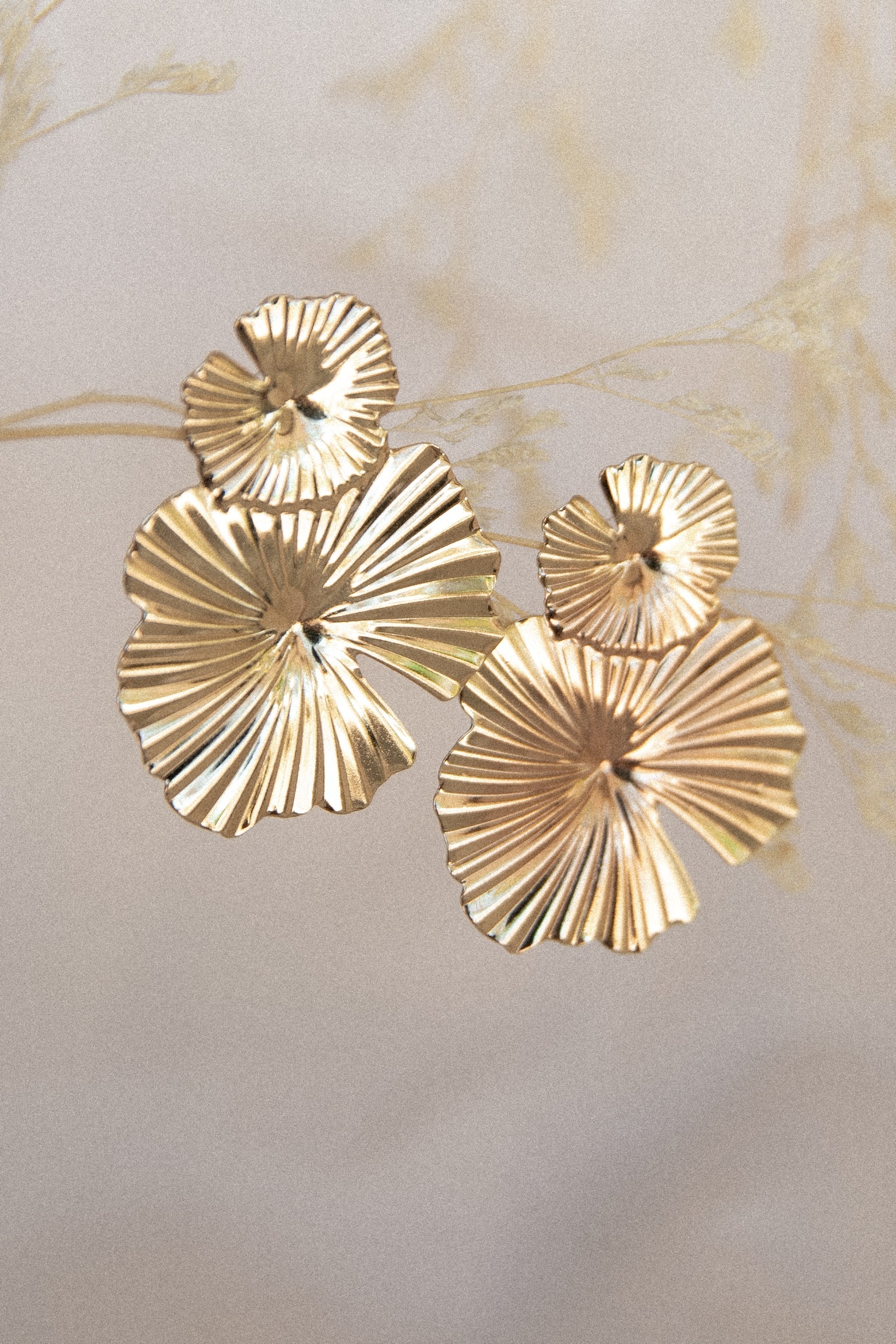 Delia Earrings - Gold-Aur Fashion