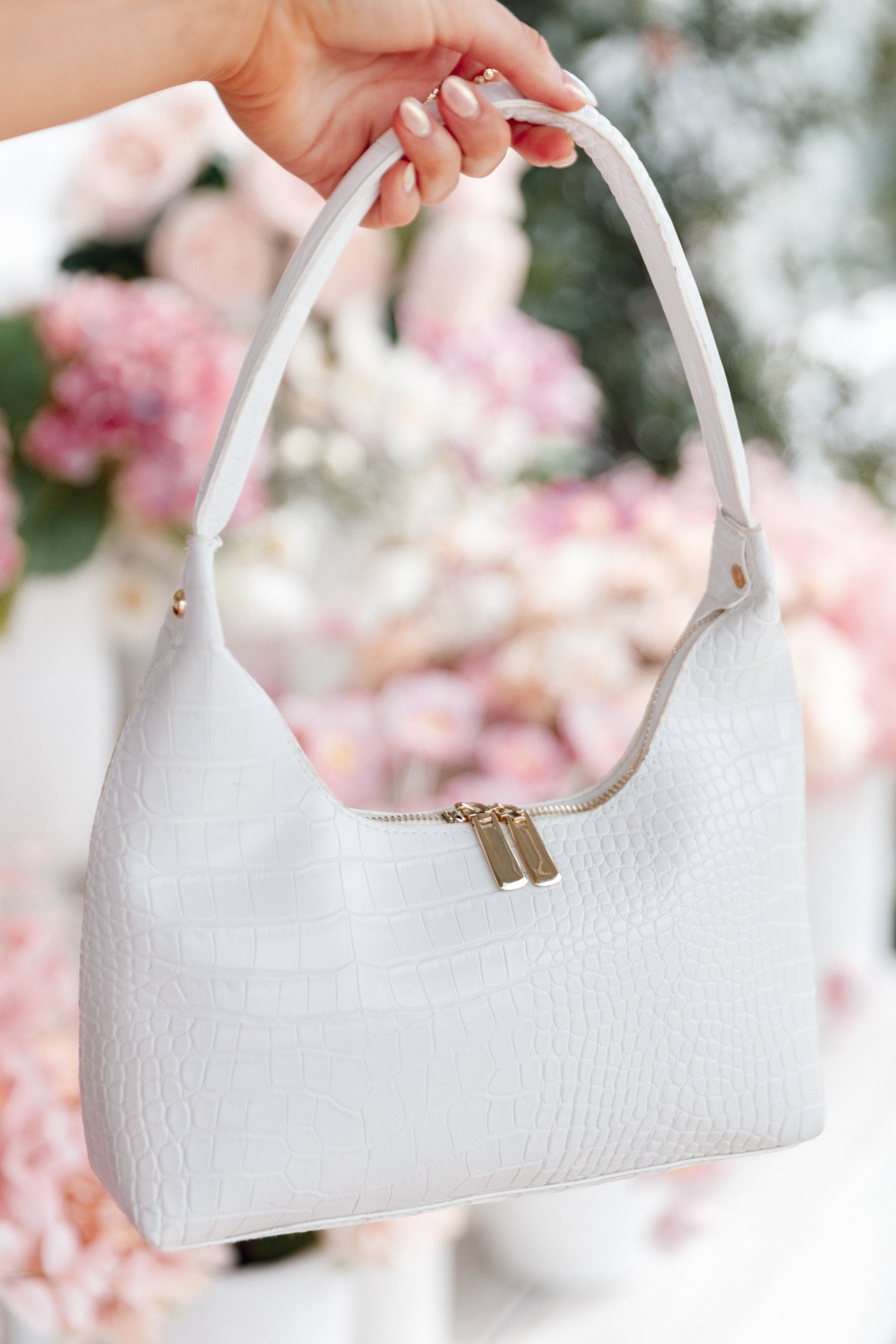 Hunter Shoulder Bag - White Croc-Aur Fashion