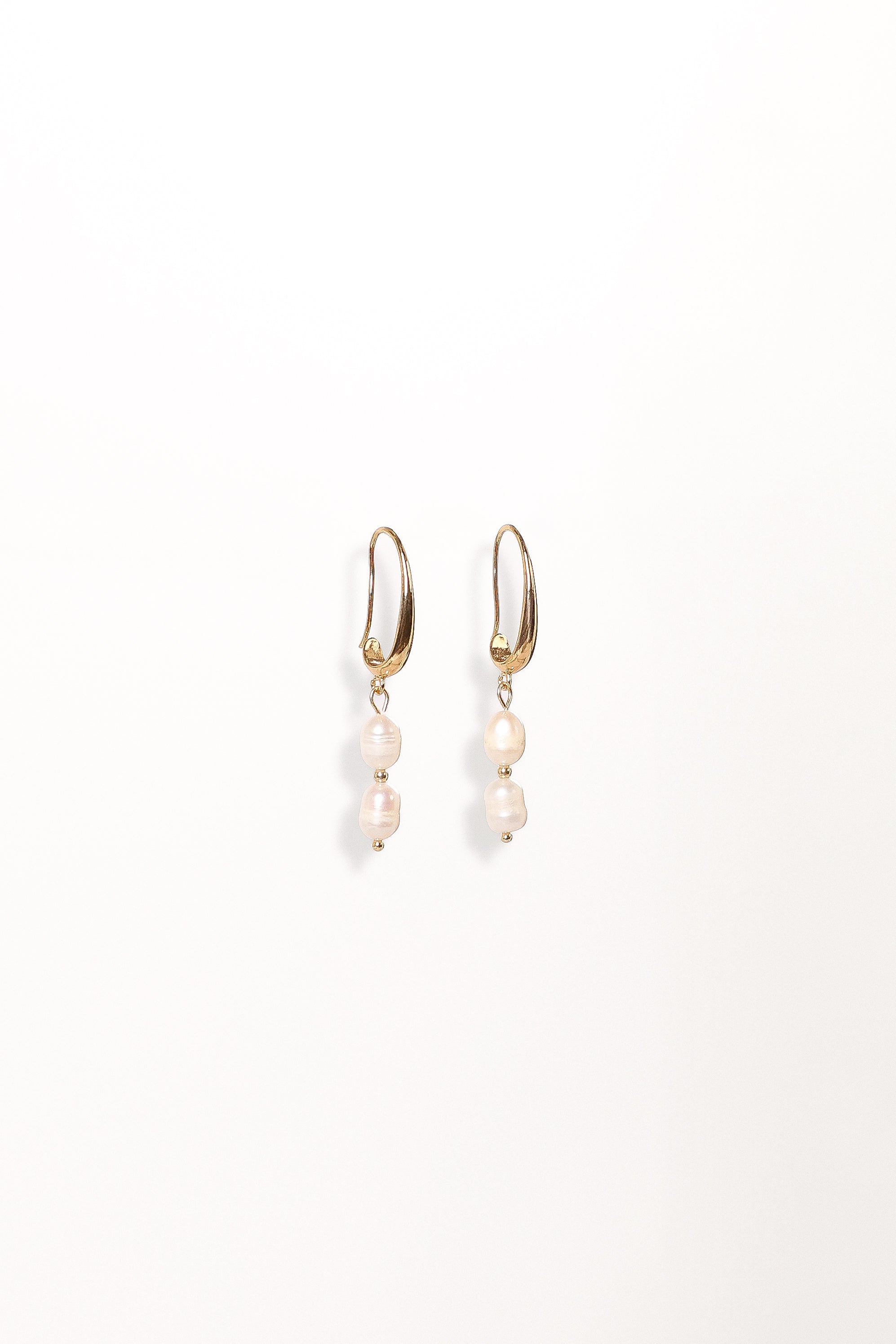 Larissa Pearl Earrings - Gold-Aur Fashion