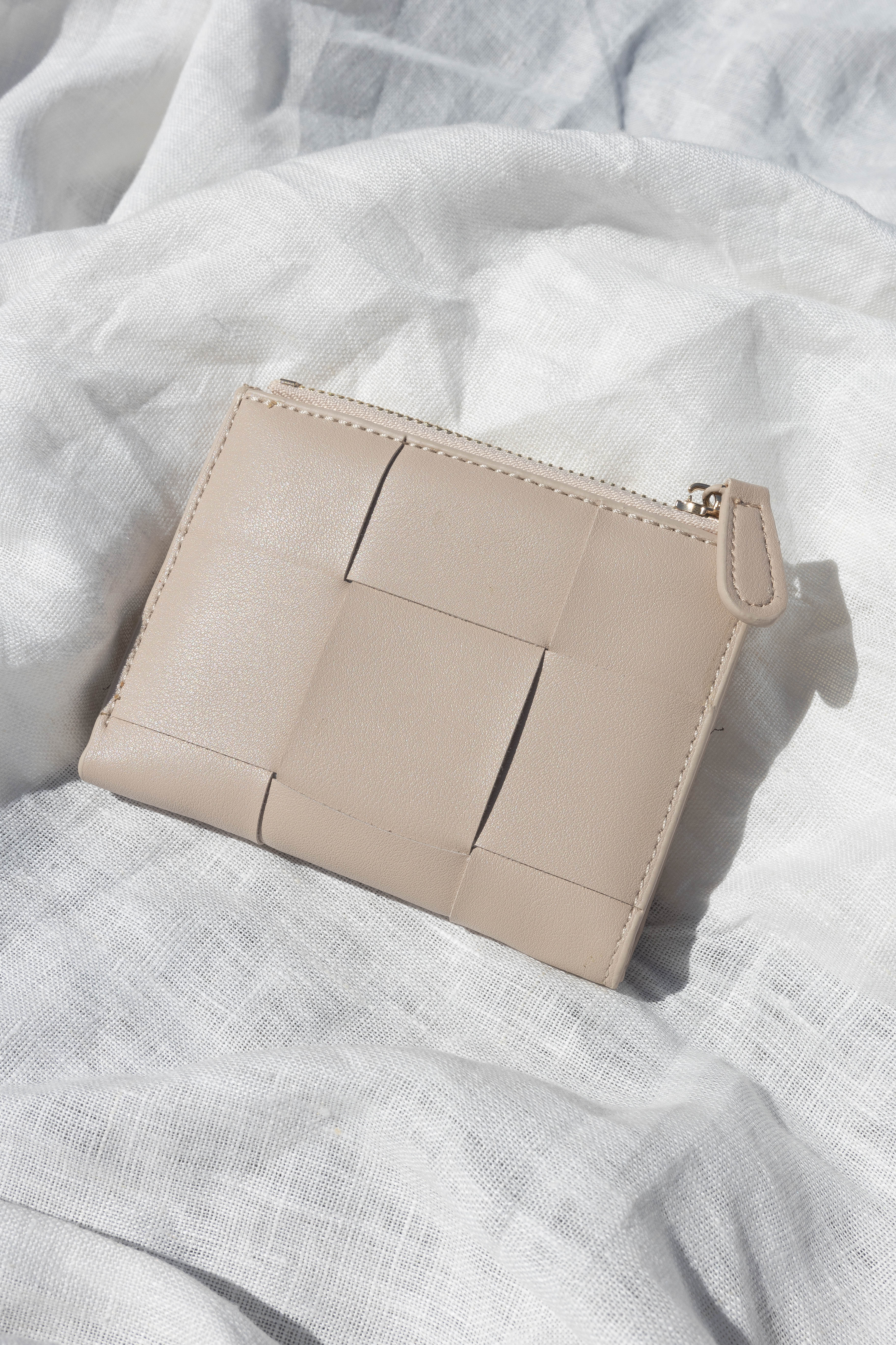Libby Coin And Card Wallet - Latte-Aur Fashion