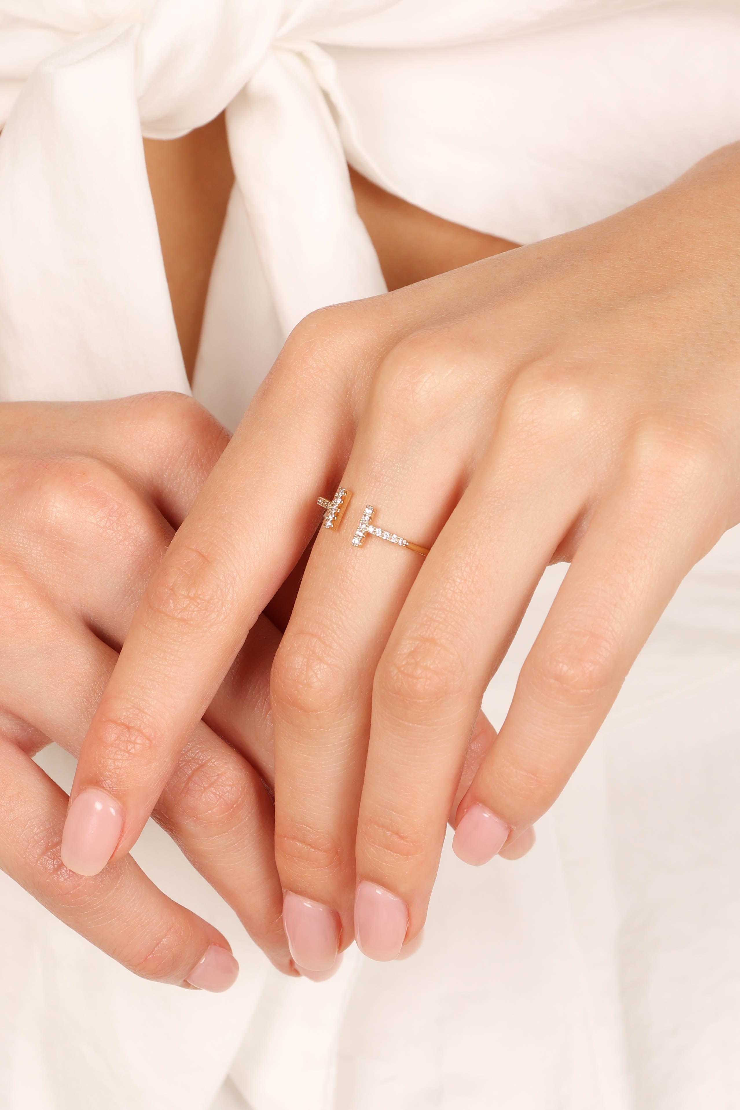 Mila Embellished Ring - Gold-Aur Fashion