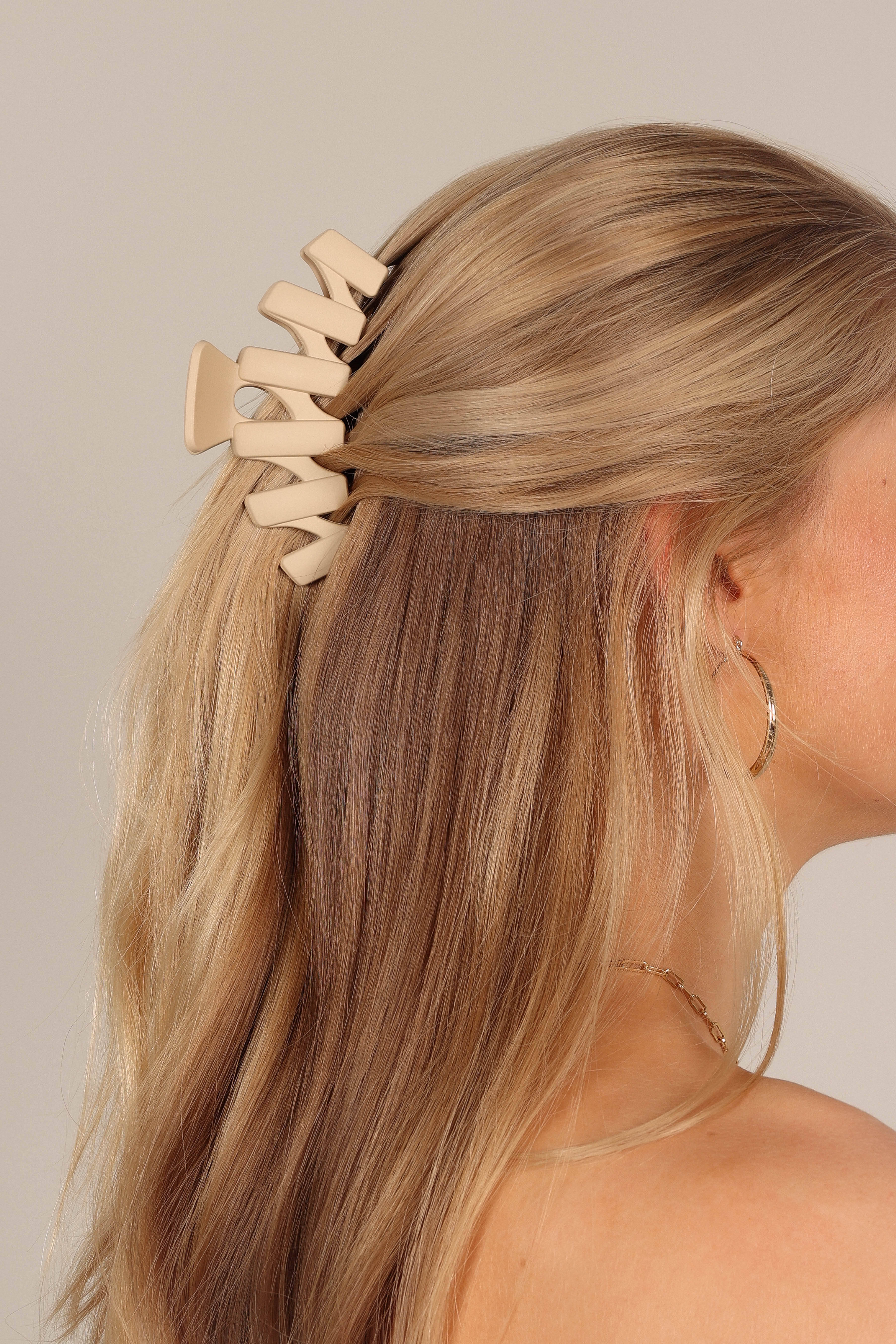 Taytum Hairclip - Cream-Aur Fashion