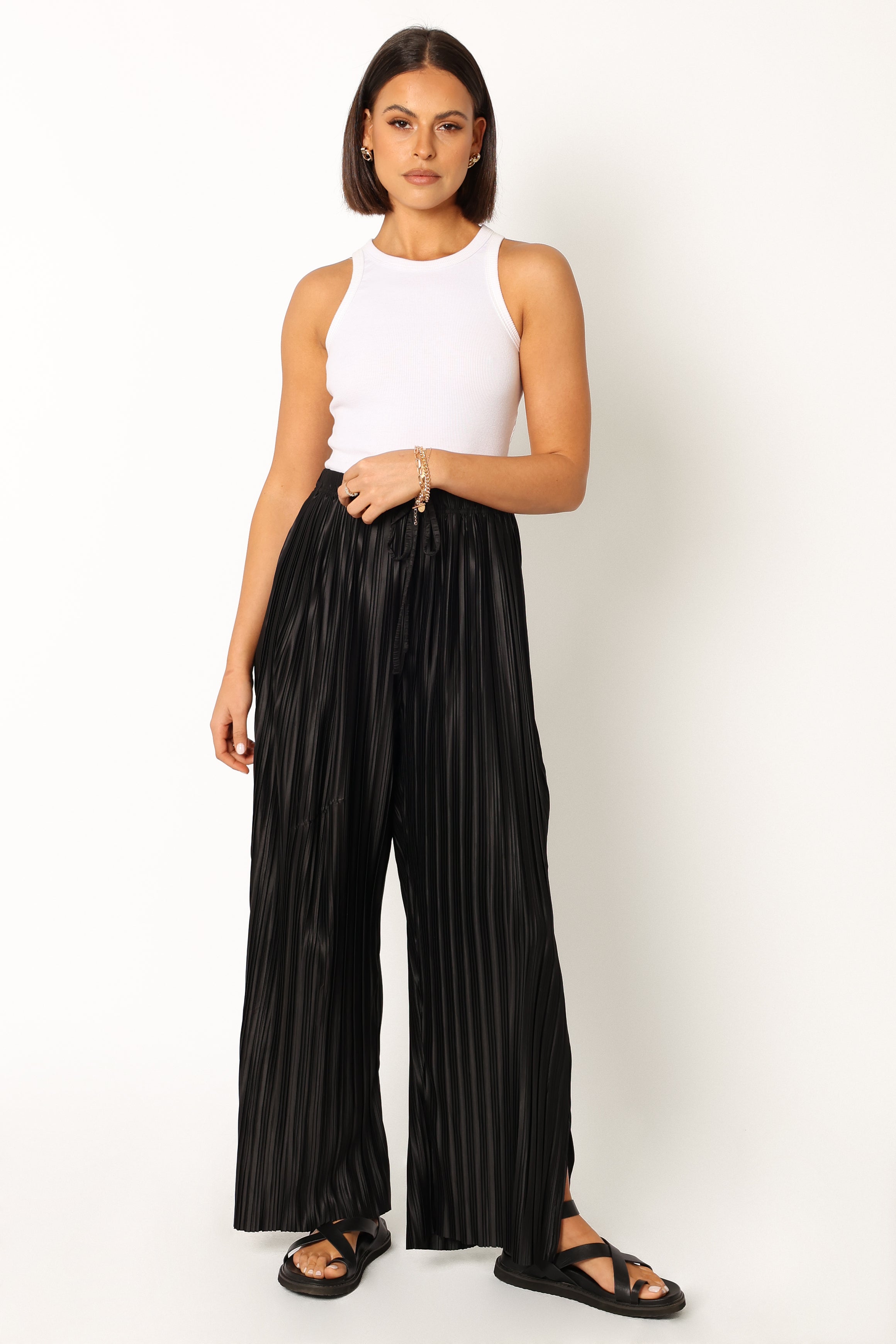 Sasha Pleated Pants - Black-Aur Fashion