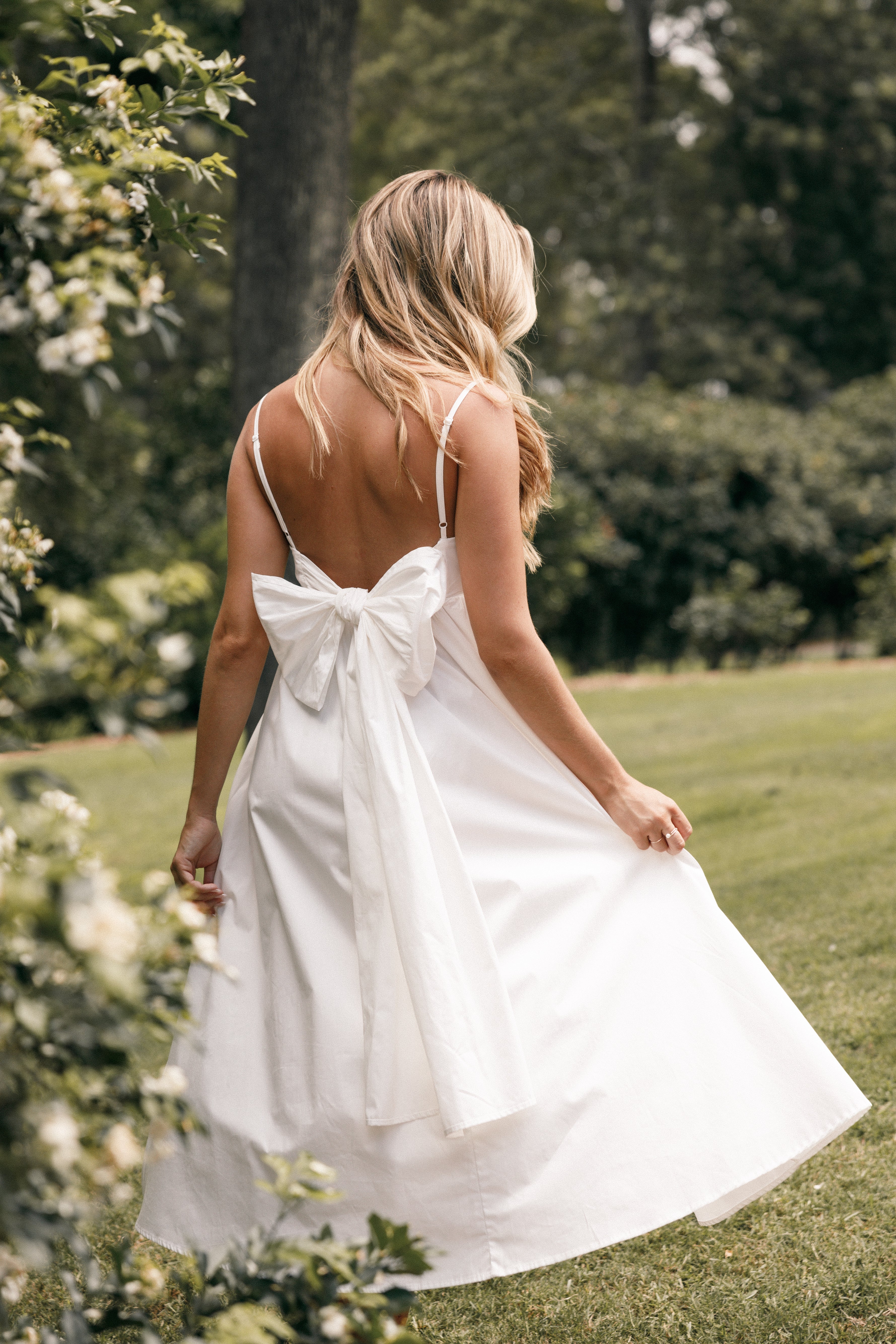 Alice Bow Back Midi Dress - White-Aur Fashion