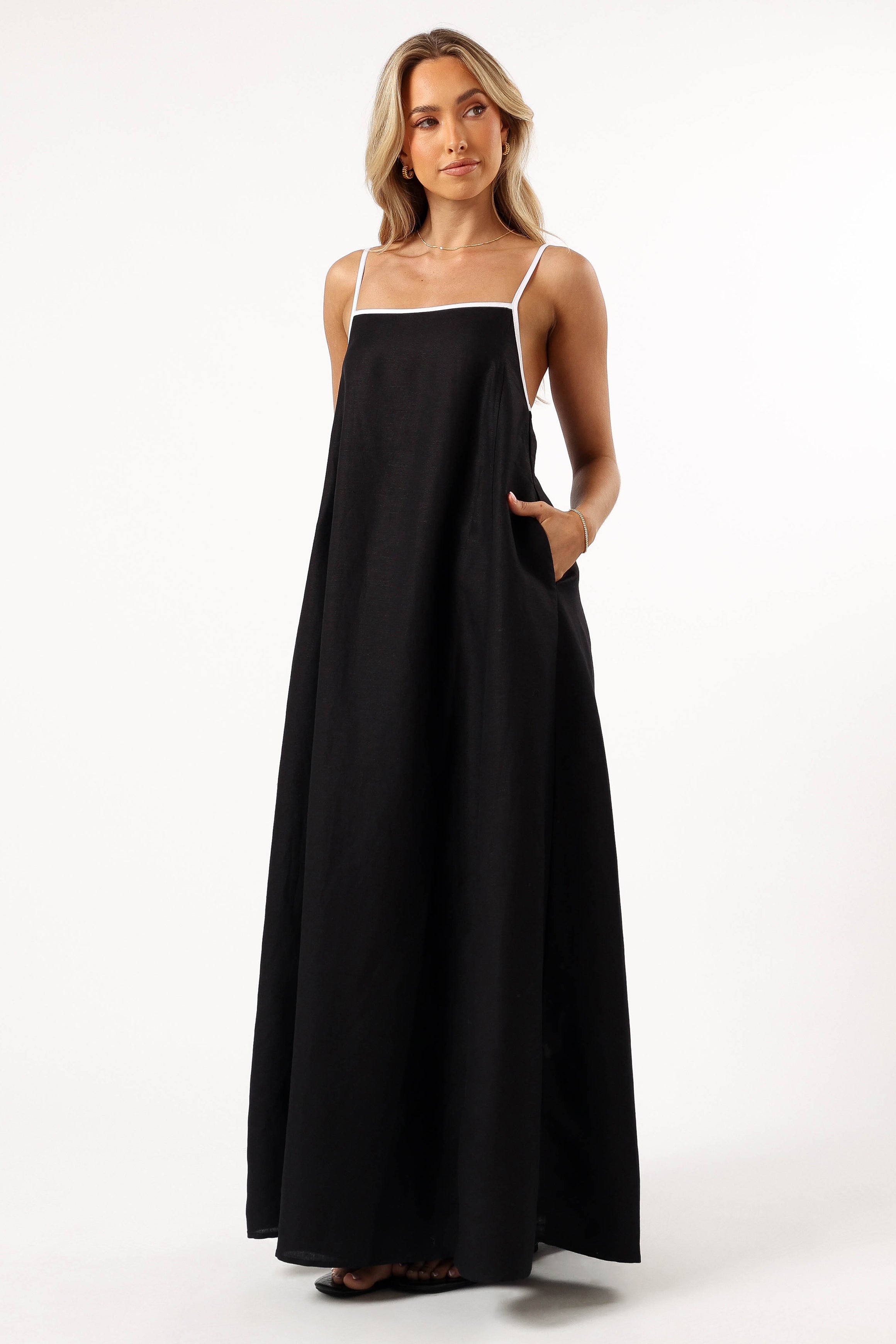 Elliana Maxi Dress - Black-Aur Fashion