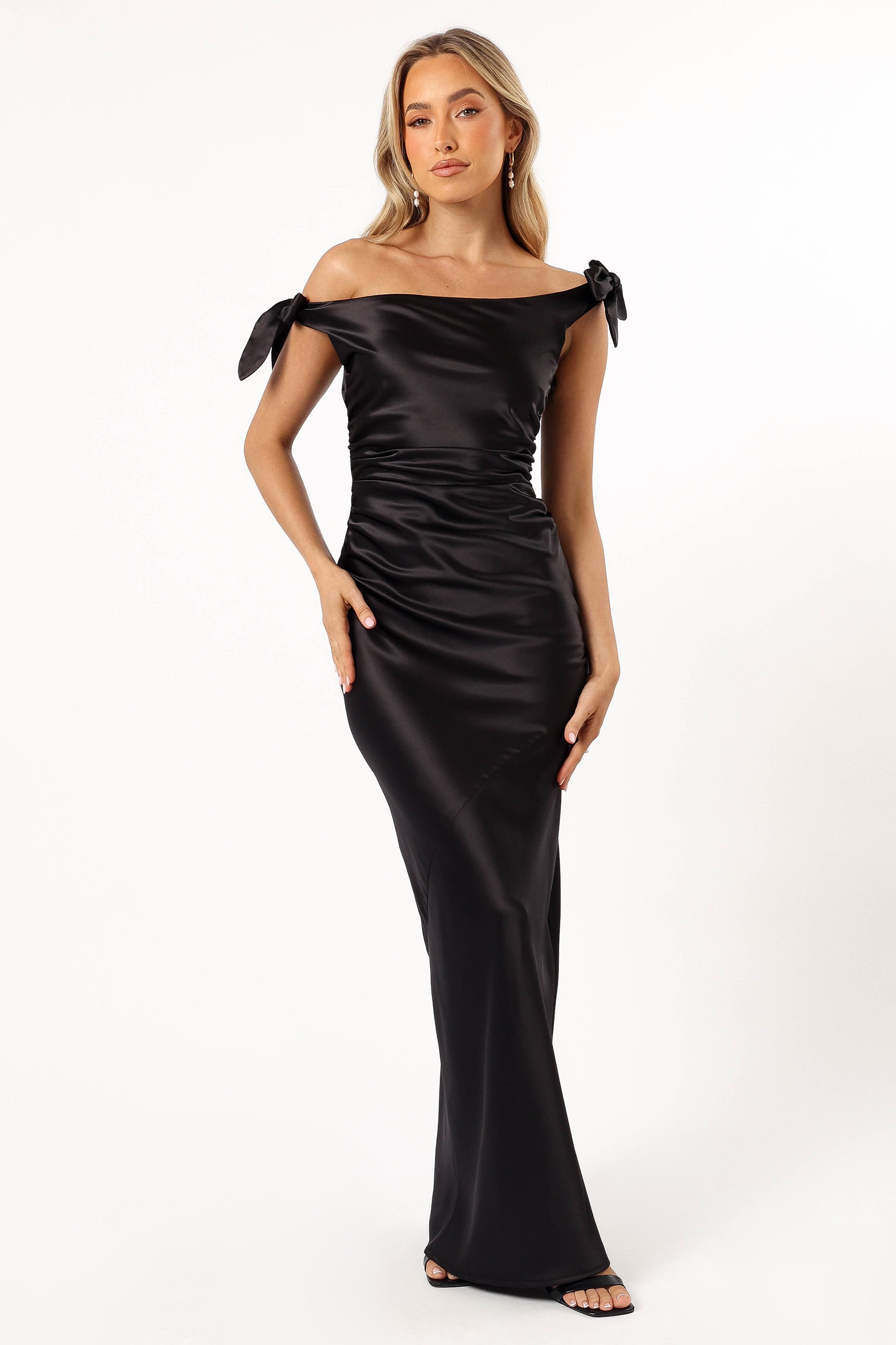 Selma Off Shoulder Maxi Dress - Black-Aur Fashion