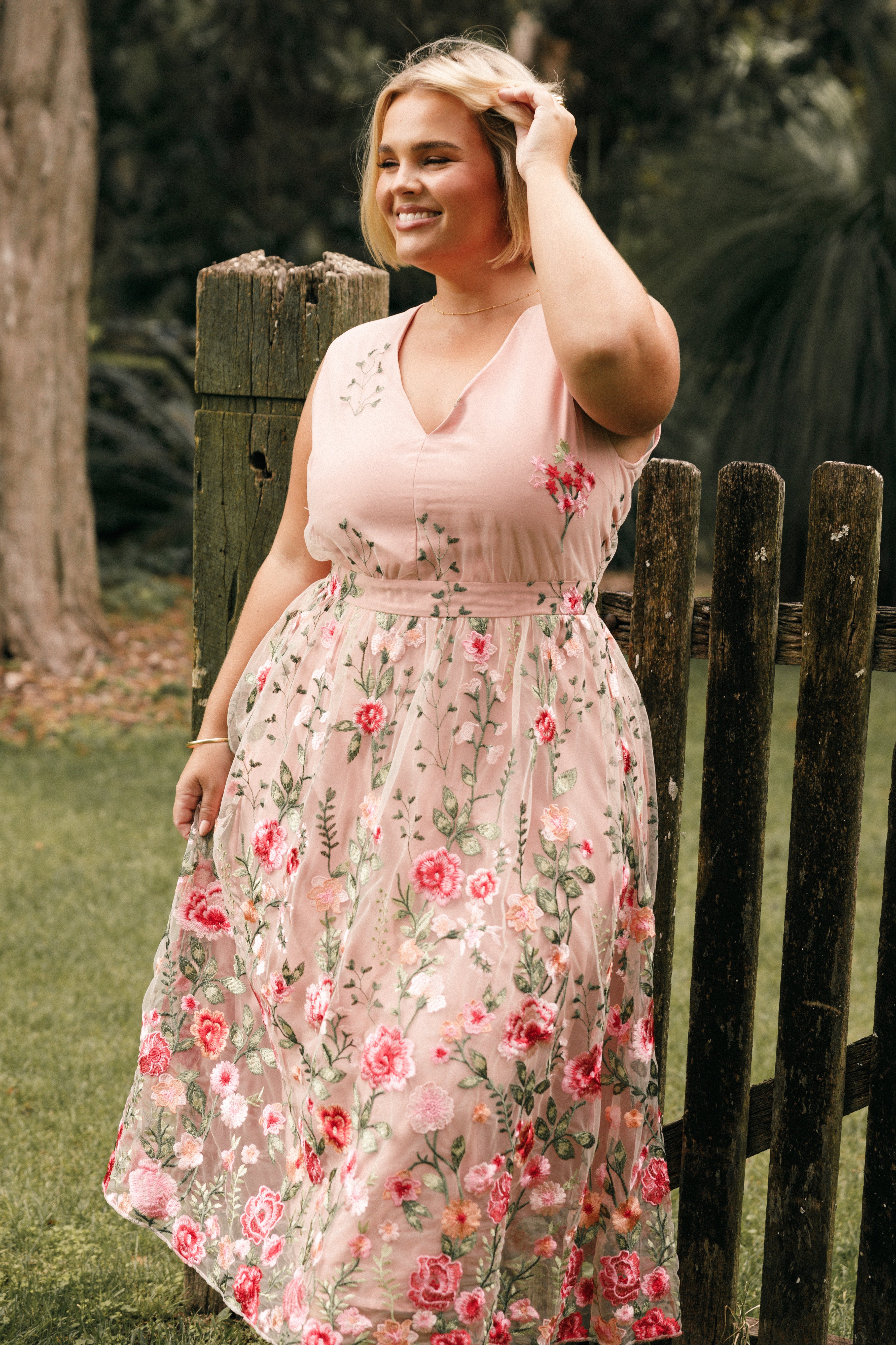 Wonderland Midi Dress - Pink Floral-Aur Fashion