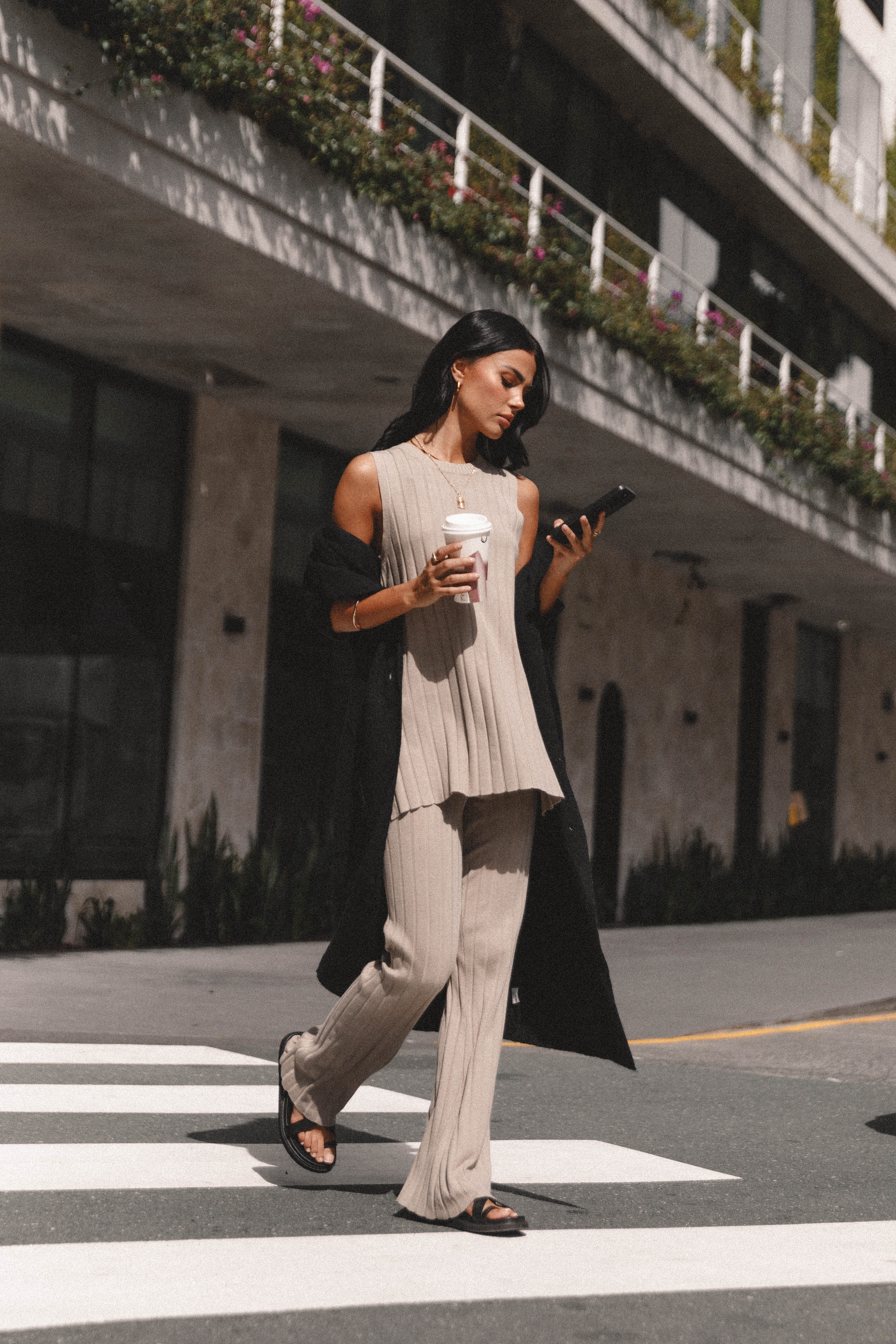 Silvie Knitted Set - Beige-Aur Fashion