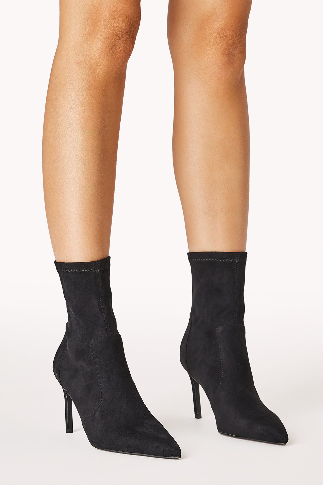 Rachael Ankle Boot - Black-Aur Fashion