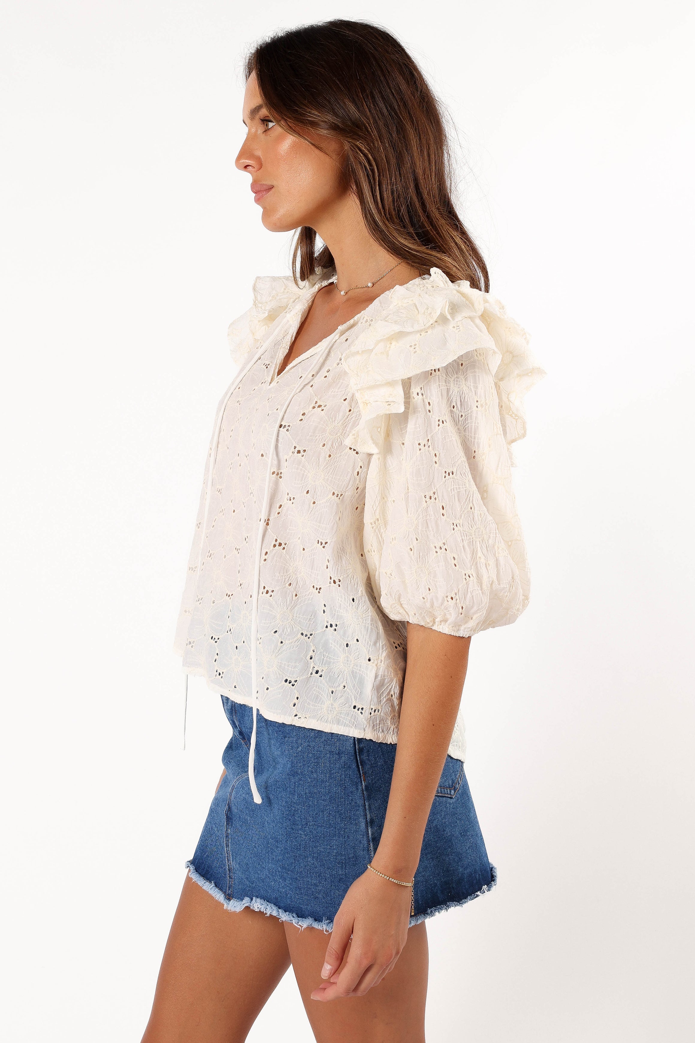 Iris Ruffled Top - Cream-Aur Fashion