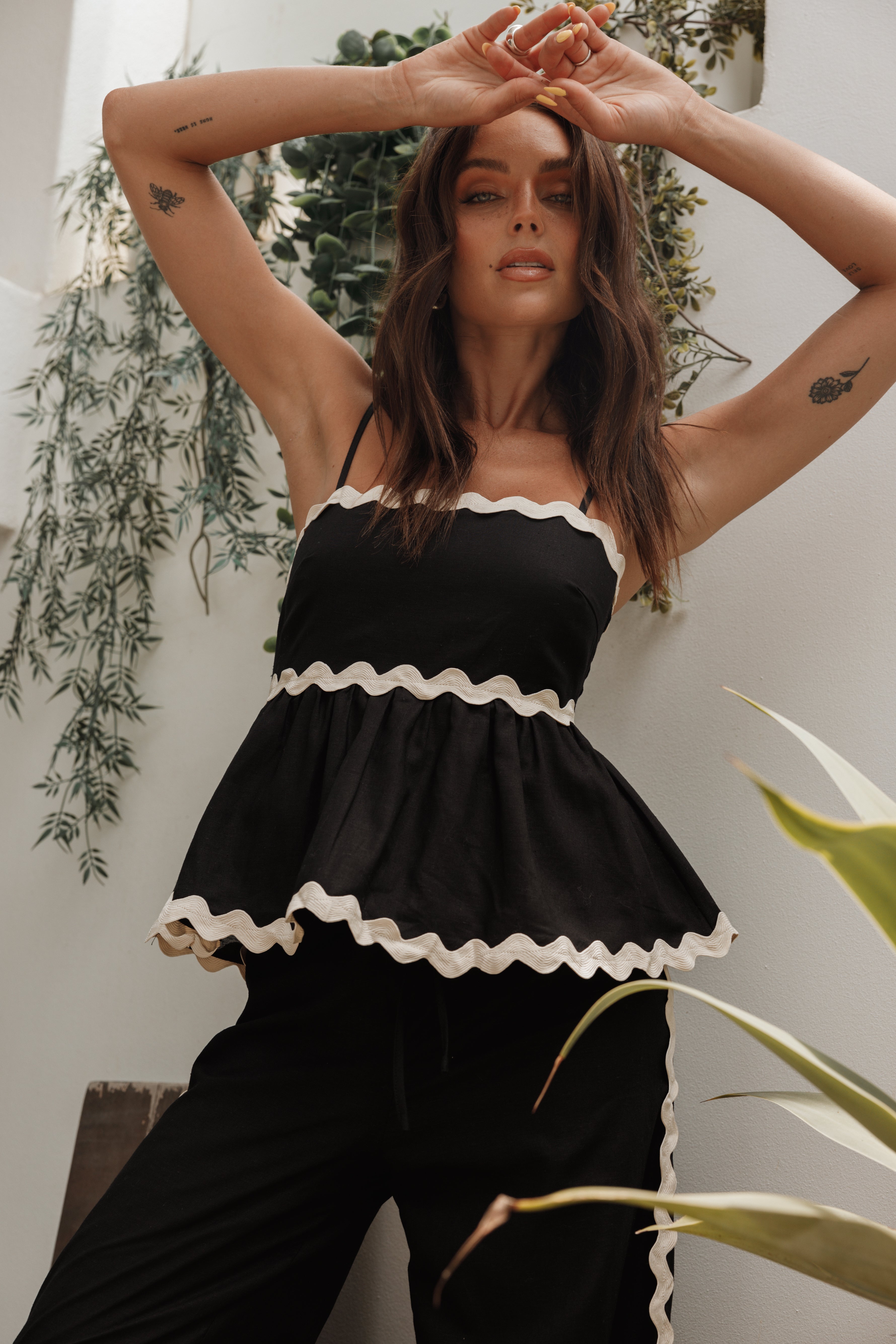 Mollymook Top - Black Cream-Aur Fashion