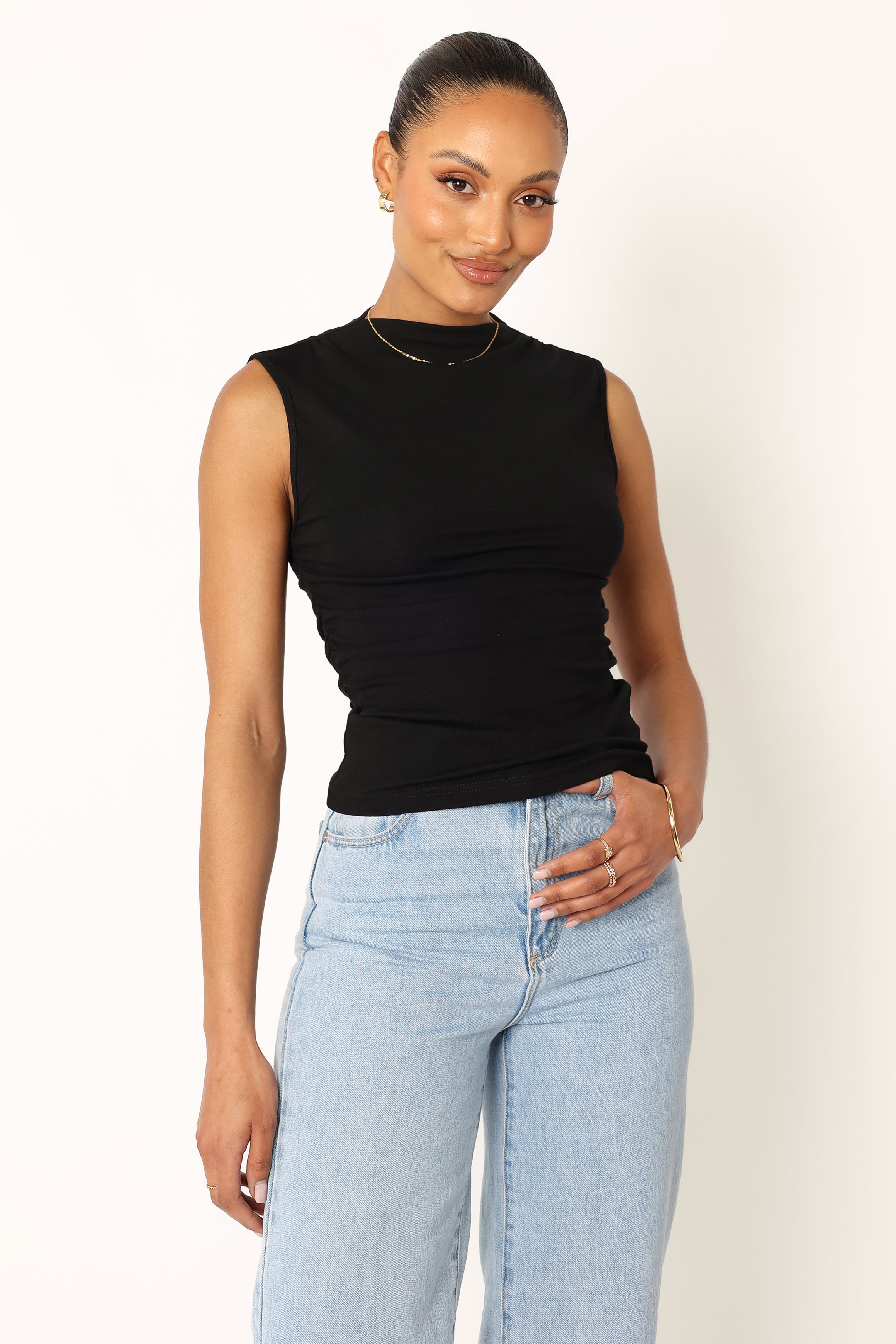 Nissa Top - Black-Aur Fashion