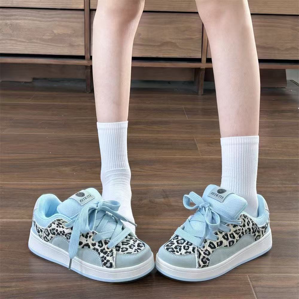 Innovative Slouchy Cross Strap Flat Sneakers