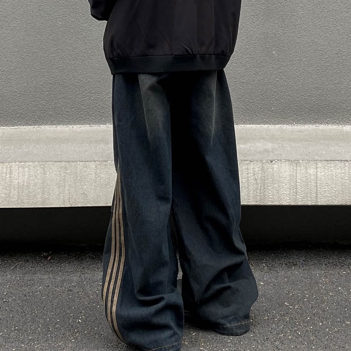 Drawstring Straight Leg Pocket Jeans