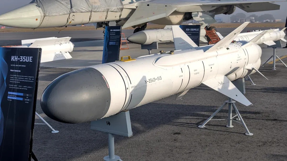The Role of 1064nm Laser Rangefinder-Designator Systems in Modern Precision-Guided Munitions