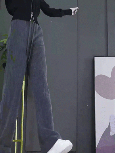 Gerade geschnittene Cordhose mit hoher Taille und schlanker Freizeithose