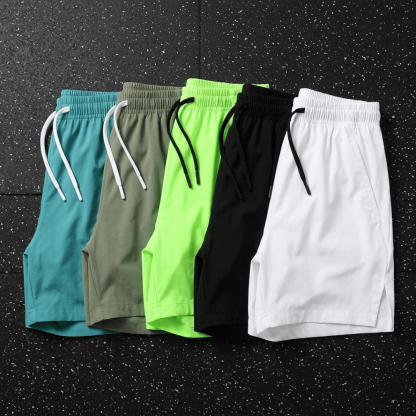Show Off The Gains: The Ultimate Muscle-Fit 5.5" Shorts.