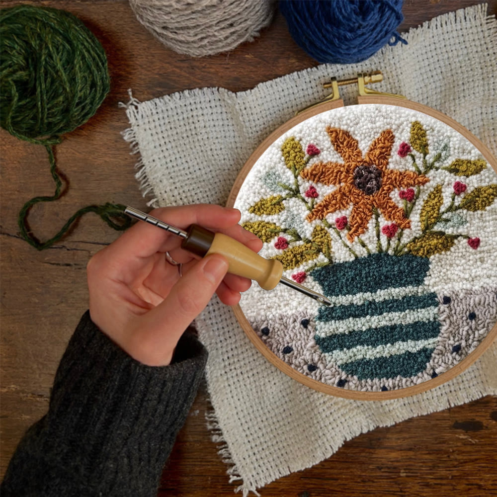 Wunderschöner Blumenstrauß in Vase – Punch-Needle-Set – Exquisite Wanddekoration | Ideal für handgemachte Geschenke - image 5