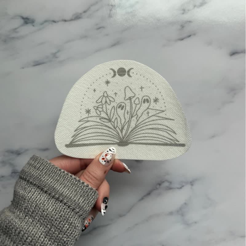 Zauberhafte Zauberbuch Stick and Stitch Stickerei | Stickerei für Kleidung - image 2