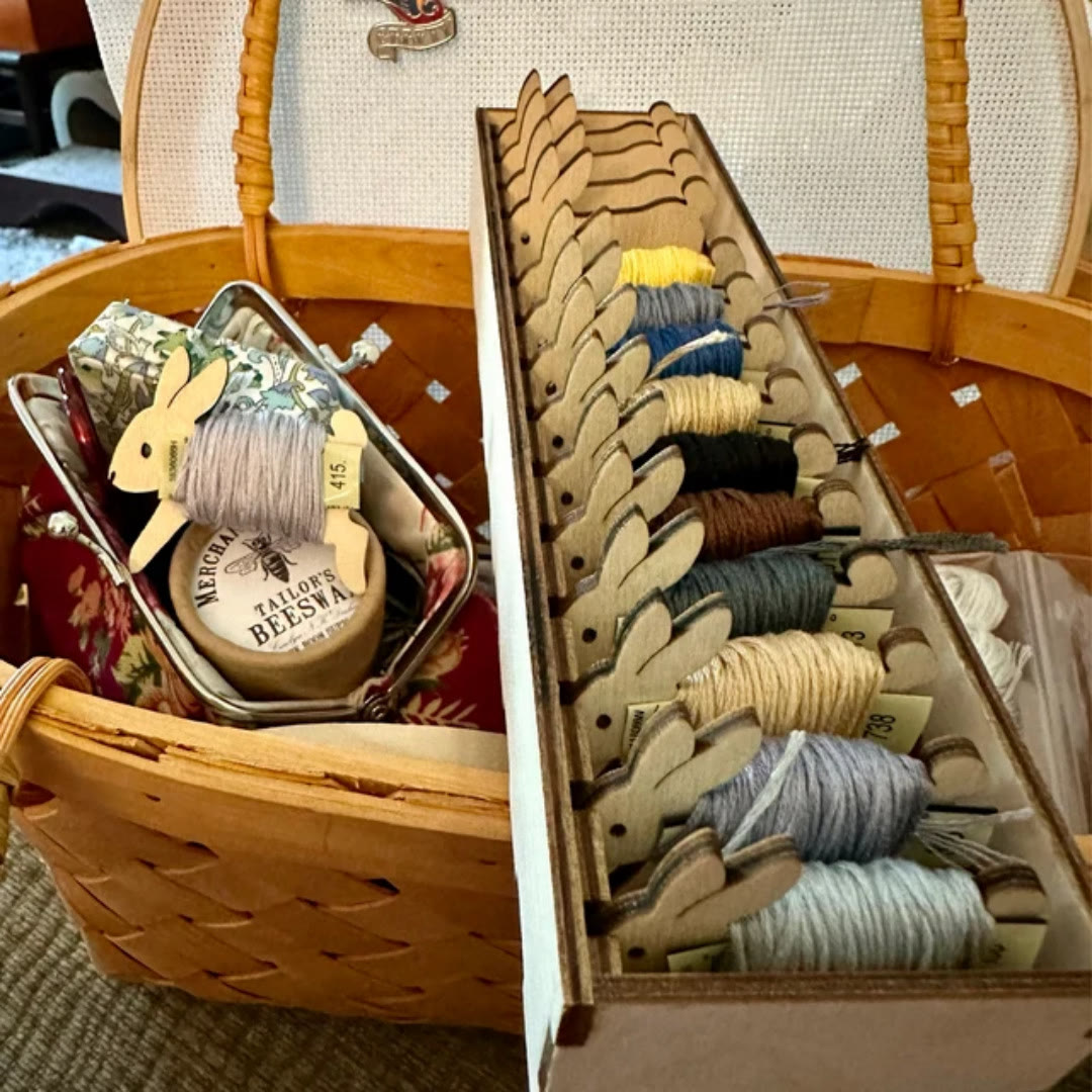 Stickgarnspulen aus Holz – Niedliches Tiermuster | Stickgarnhalter | Geschenkidee für Handarbeitsbegeisterte - image 3