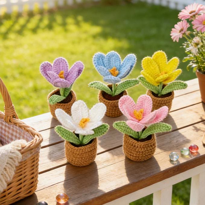 Gehäkelter Blumentopf – Tischdeko fürs Büro | Schönes Geburtstagsgeschenk - image 2
