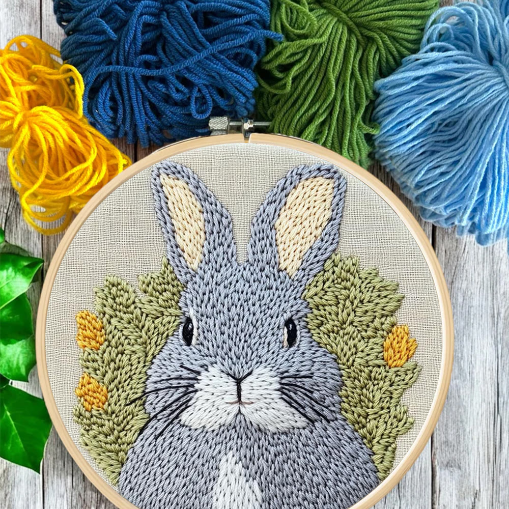 Punch-Needle-Set mit Porträt eines grauen Hasen – Bastelset für alle, die gerne basteln | Herzerwärmende Geschenkidee - image 8