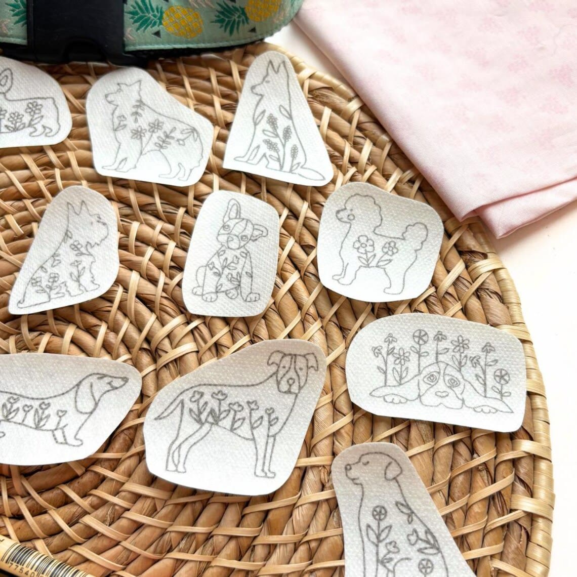 Welpen-Stickmuster | Hunde-Stickerei-Design | Kreatives florales Tiermuster - 12 Stück - image 4