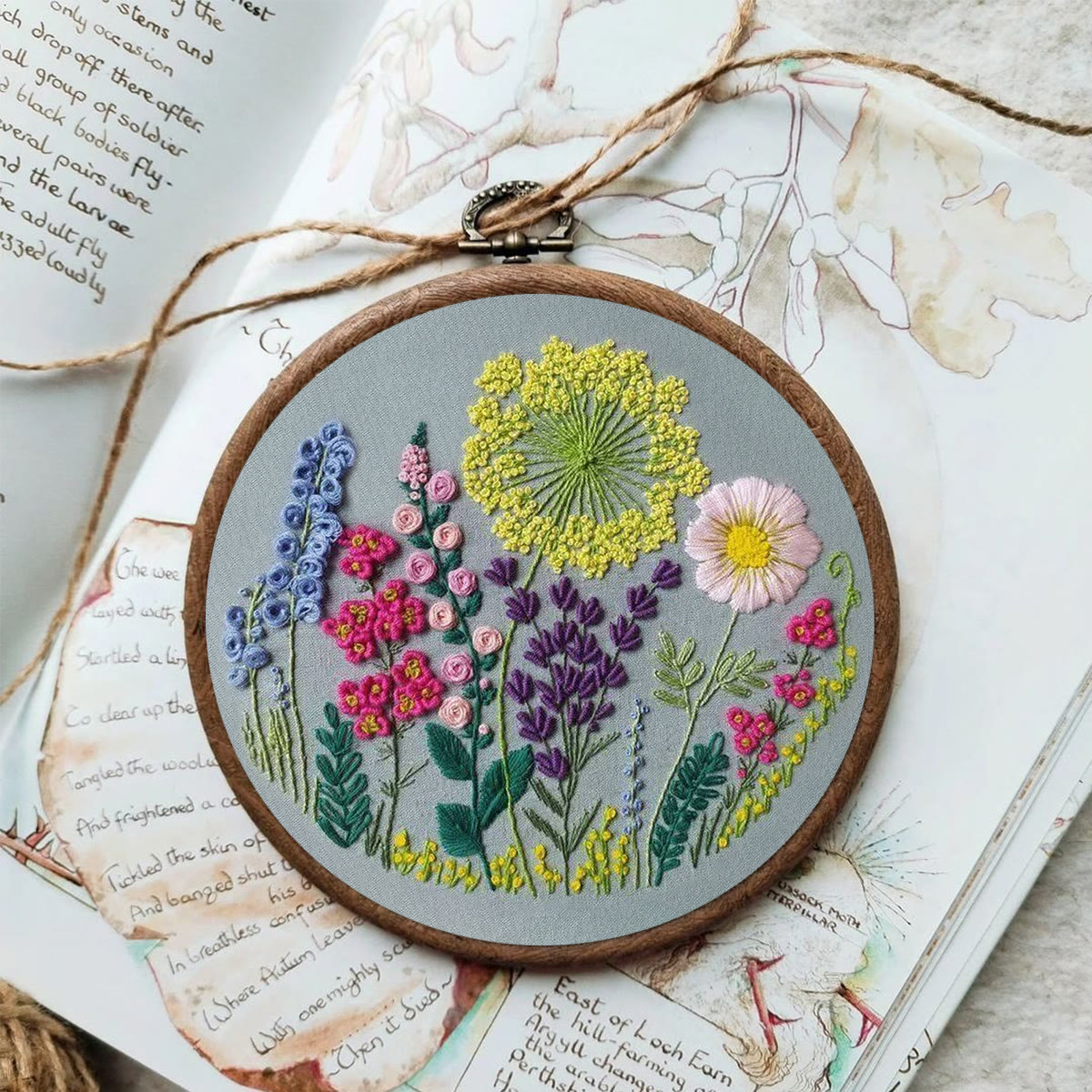 Rubbyoo Stickset – Wildblumen | Blumenstickmuster | DIY-Nähset - image 3