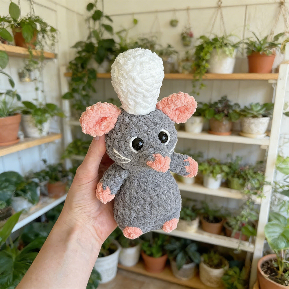 DIY-Häkelset für eine handgemachte Kochmaus – Plüschmaus | Geschenk für Freunde - image 3