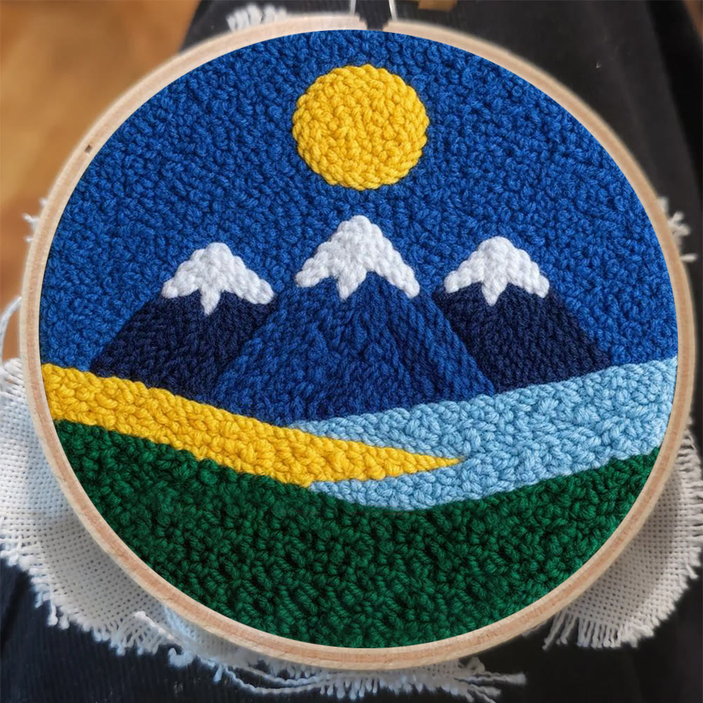 Punch-Needle-Set „Bergtal“ – Landschafts-Garnkunst | Schöne Wanddekoration - image 6