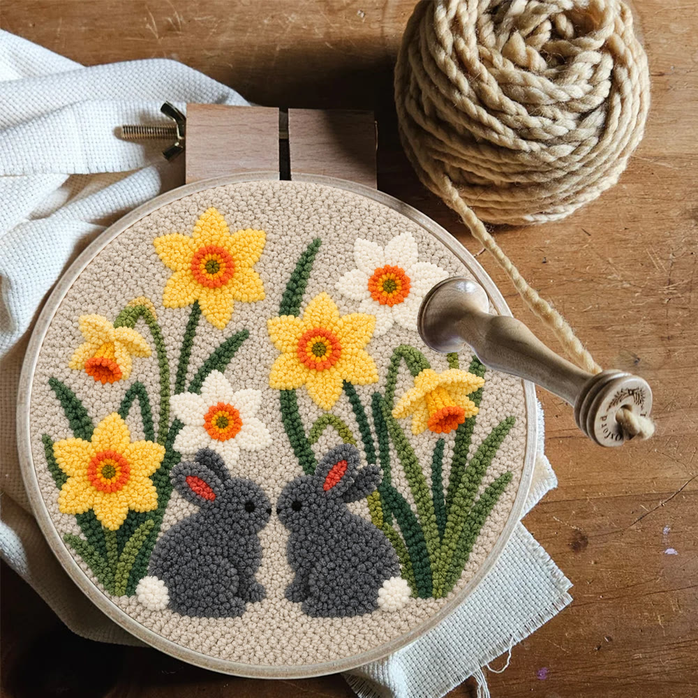 Narzisse und Hase Punch Needle Set – Florale Handstickerei im Stickrahmen | DIY-Kinderzimmerdeko - image 6