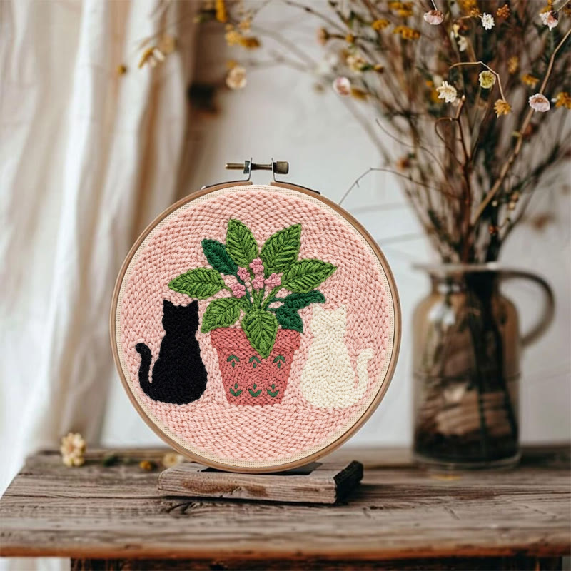 Punch-Needle-Set mit schwarz-weißer Katze – Einzigartige rosa Wohndekoration | Kreatives Einzugsgeschenk - image 6