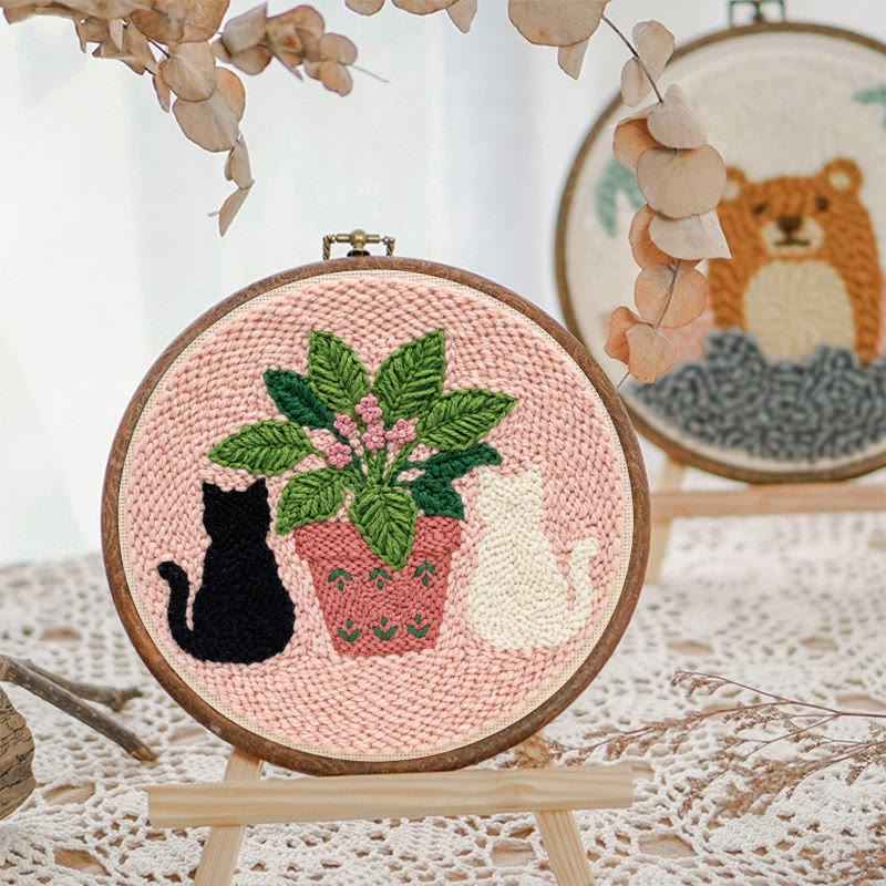 Punch-Needle-Set mit schwarz-weißer Katze – Einzigartige rosa Wohndekoration | Kreatives Einzugsgeschenk - image 7
