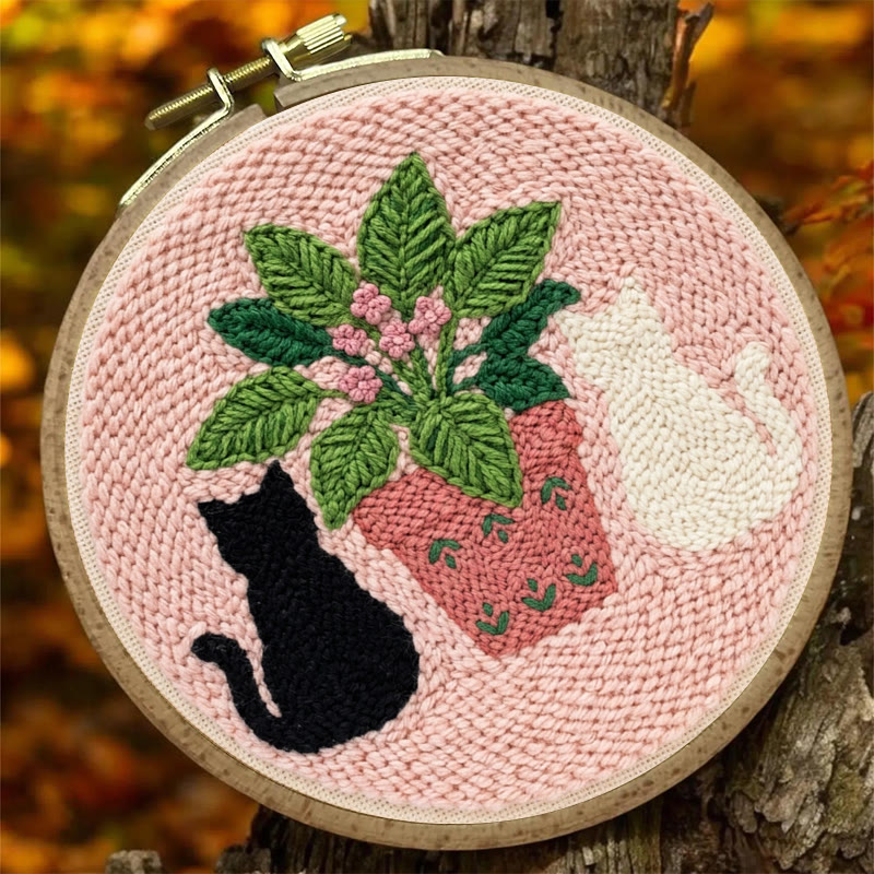 Punch-Needle-Set mit schwarz-weißer Katze – Einzigartige rosa Wohndekoration | Kreatives Einzugsgeschenk - image 2