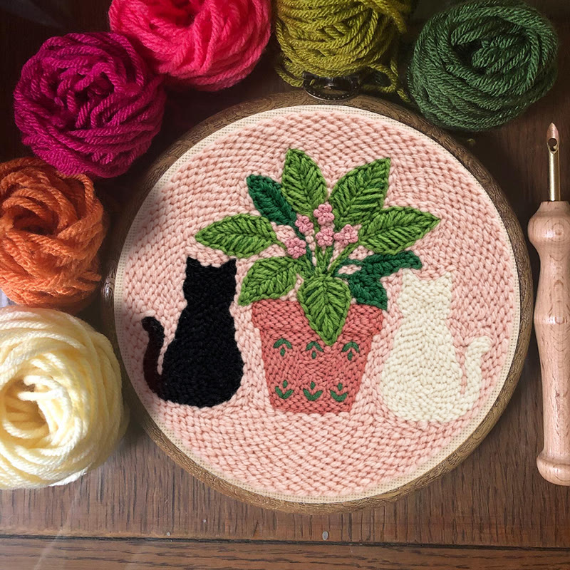 Punch-Needle-Set mit schwarz-weißer Katze – Einzigartige rosa Wohndekoration | Kreatives Einzugsgeschenk - image 5