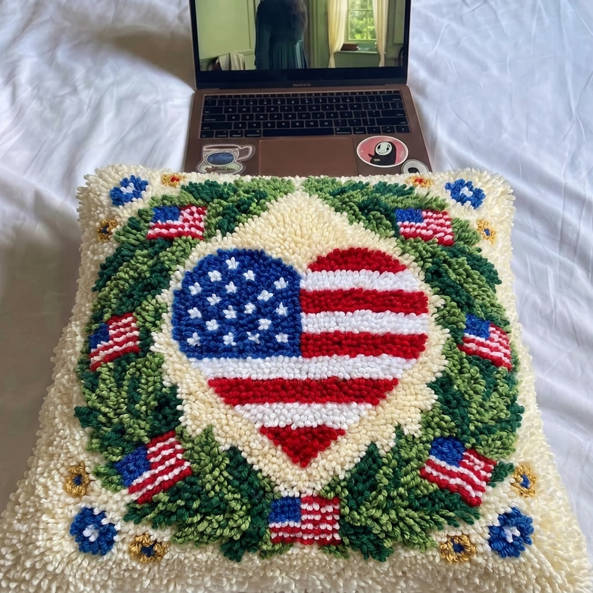 Rubbyoo Knüpfkissen-Set – Herzförmige US-Flagge | Erinnerungsgeschenk (1776–2026) | Patriotische Dekoration für Zuhause - image 7