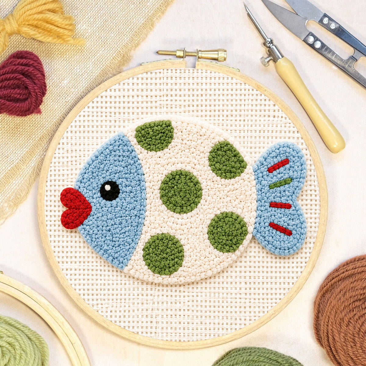 Stickset „Küssender Fisch“ – Anfängerfreundliche Tierstickerei | Lustige, handgefertigte Fischfigur - image 5