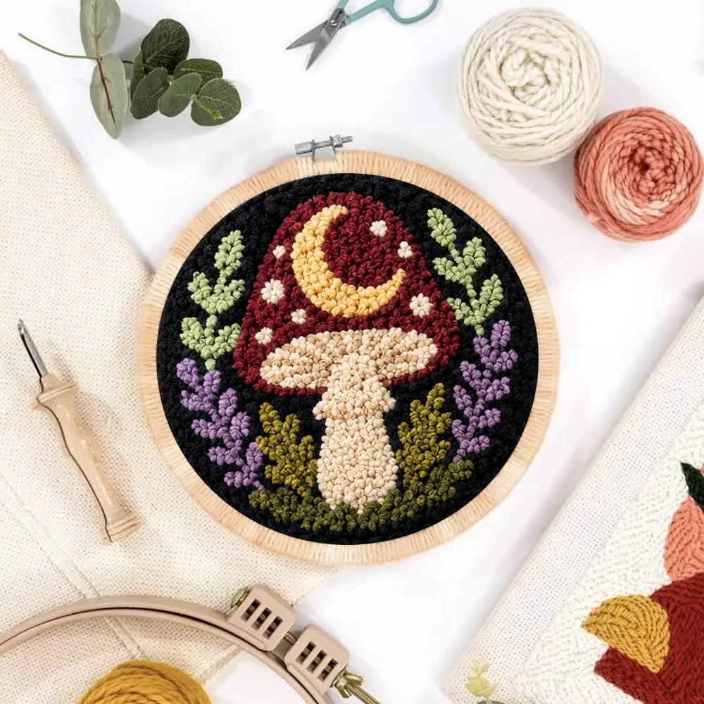 Gotischer Wald – Punch-Needle-Set – Nähprojekt für Anfänger | Verspieltes Pilz- und Blumenmotiv - image 6