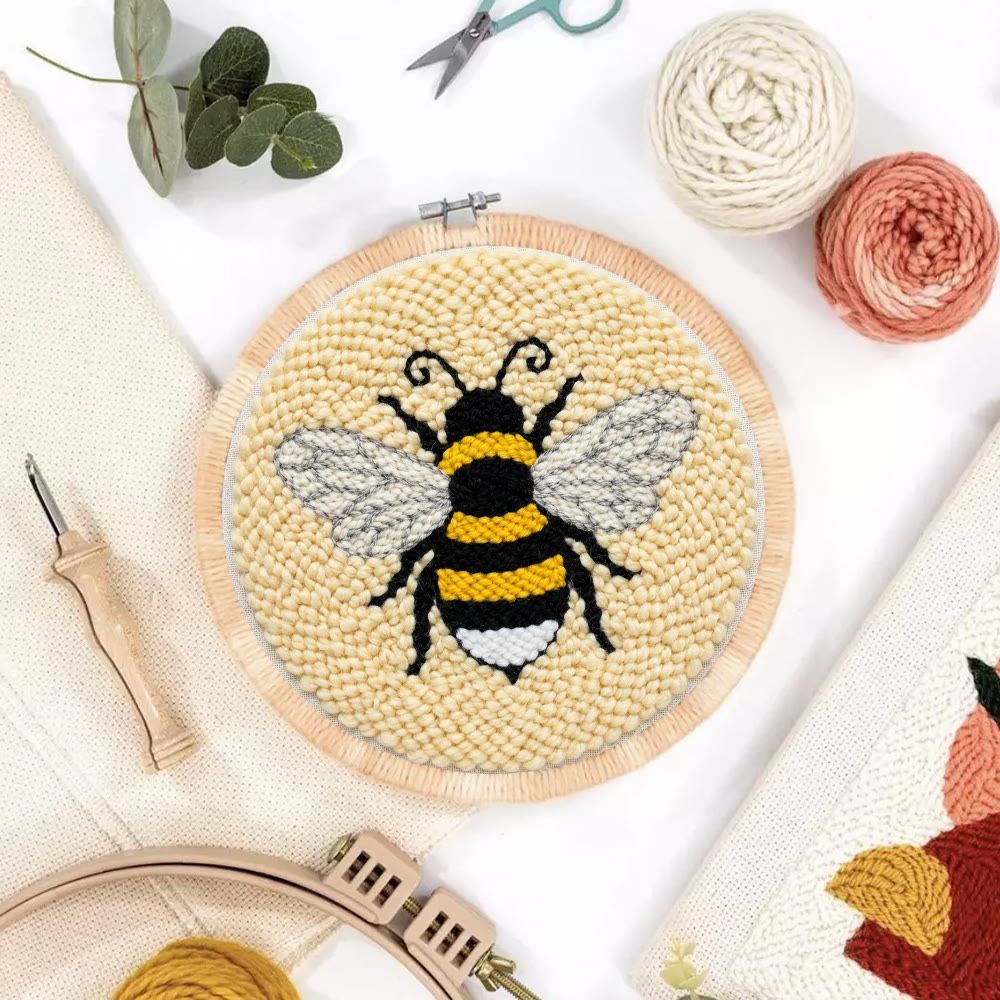Stickset „Fleißige Hummel“ – Einfache Handarbeit für Erwachsene | Warme gelbe Bienen-Dekoration - image 4