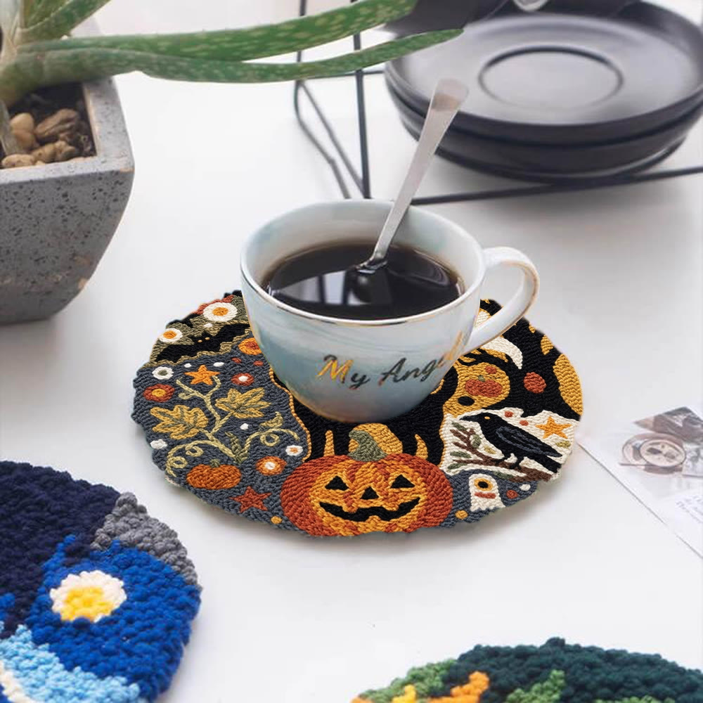 Punch-Needle-Set „Geisterwelt“ – Handgemachte Halloween-Geschenkidee | Motiv: Gotischer Geist, Fledermäuse & Schwarze Katze - 5-Zoll-Untersetzer-Set - image 12