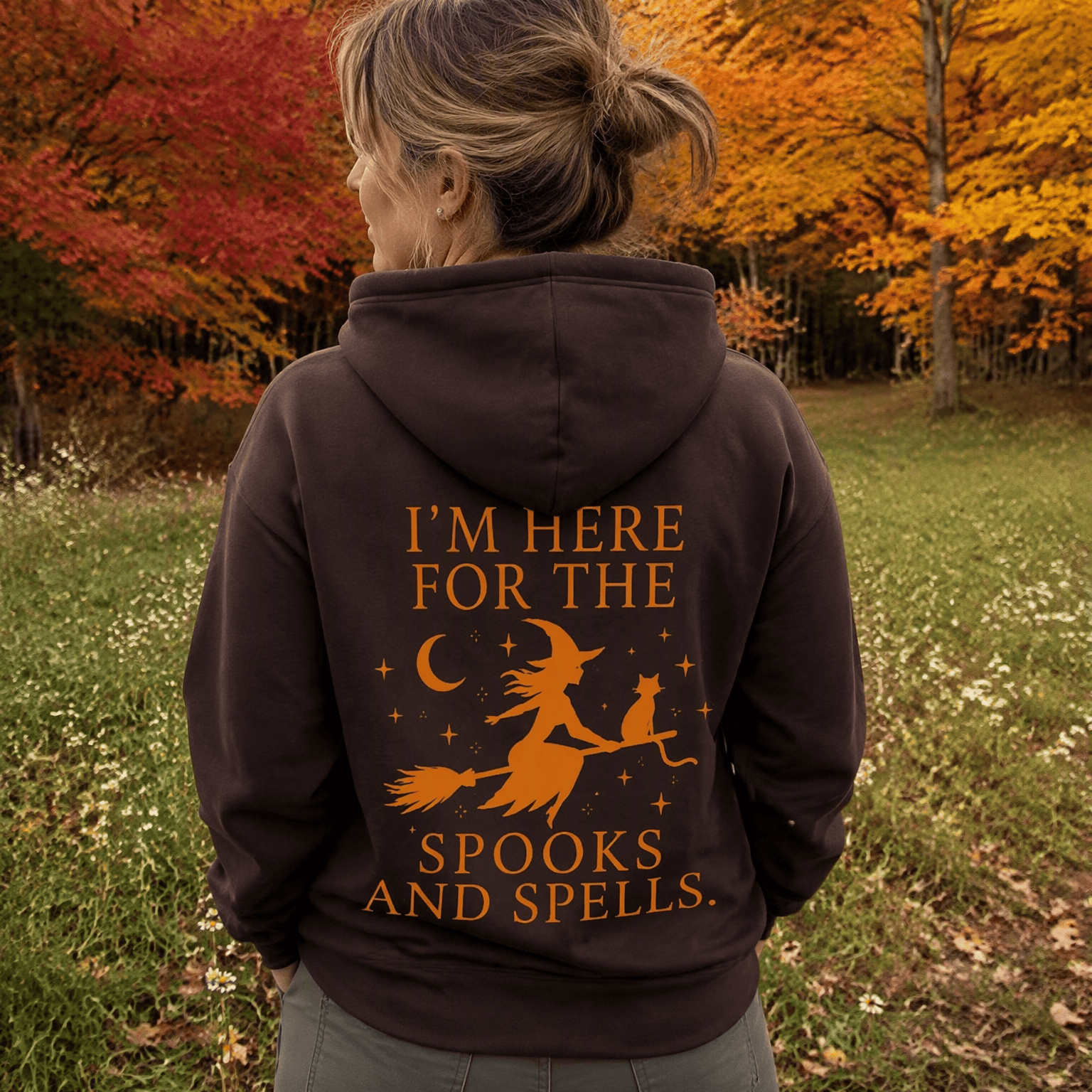 Rubbyoo Ich bin hier für Geister und Zauber – Unisex-Hoodie-Halloween-Outfit - image 3