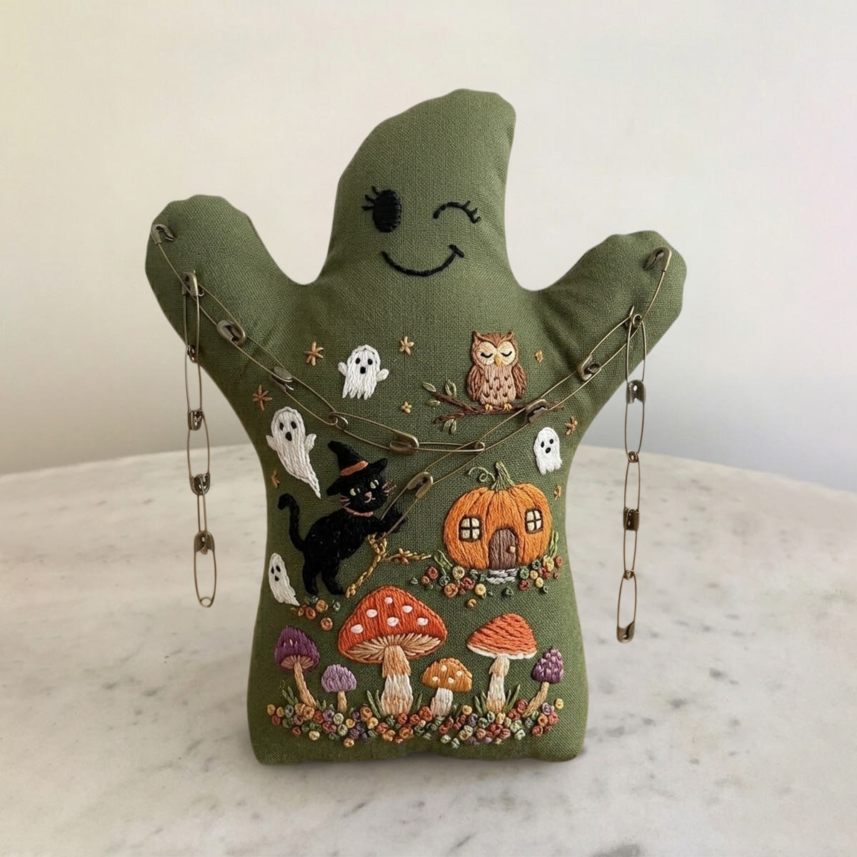 Rubbyoo Geister-Stickset – Verzaubertes Kürbishäuschen | Ideales Halloween-Geschenk für Kinder | Bastelidee: Schwarze Katze mit Hexenhut - 6-Zoll-Reifen-Set - image 1