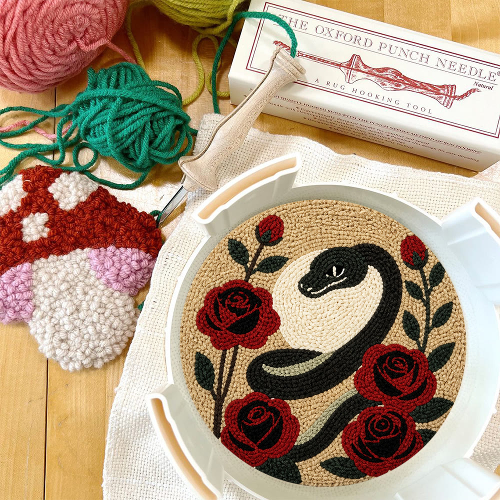 Schlangen- und Rosen-Punch-Needle-Set – Anfängerfreundliche gotische Stickerei | Ästhetische florale Wandkunst - image 10