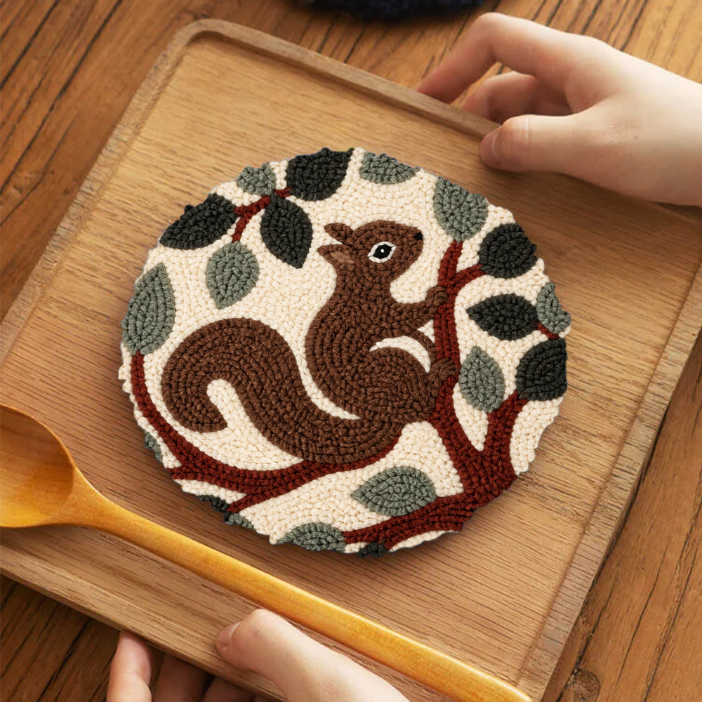 Eichhörnchen-Punch-Needle-Set – Handgenähtes, getuftetes neues Hobby | Wunderschönes Geschenk mit Tiermotiven für Kinder - image 11