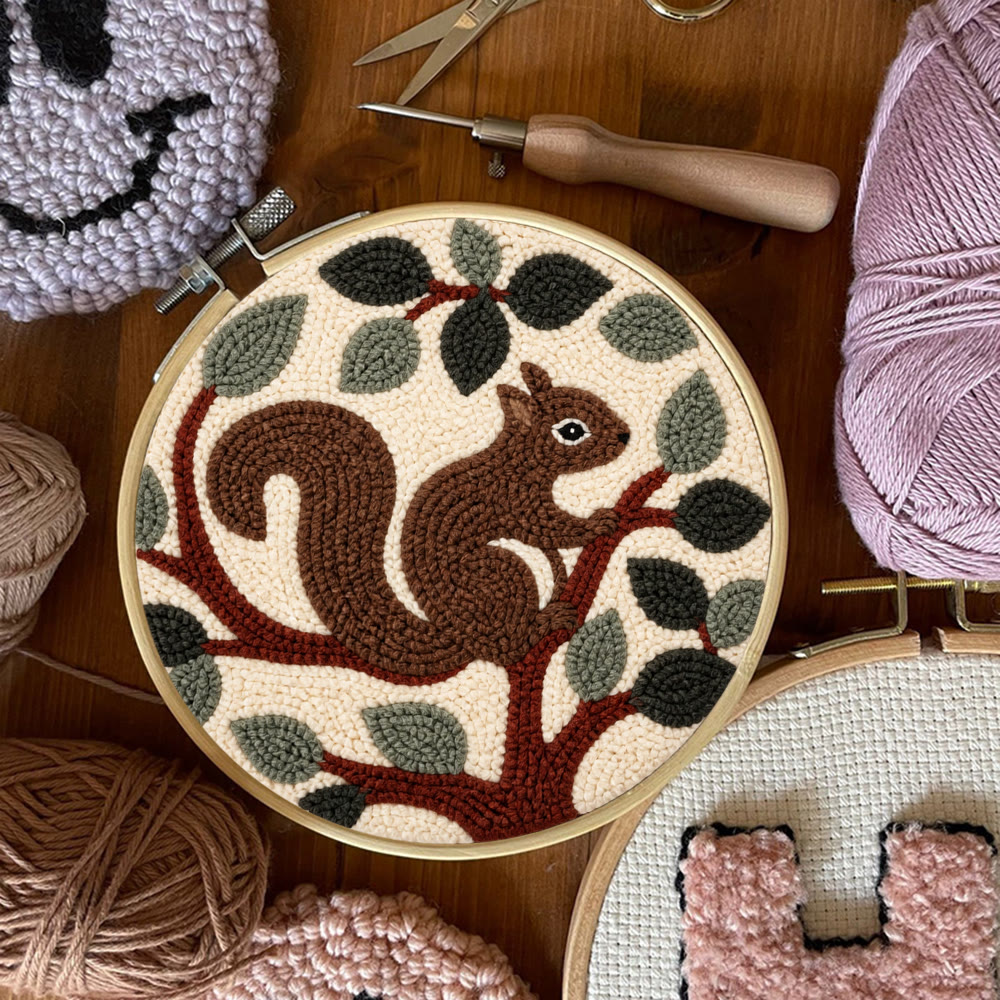 Eichhörnchen-Punch-Needle-Set – Handgenähtes, getuftetes neues Hobby | Wunderschönes Geschenk mit Tiermotiven für Kinder - image 2