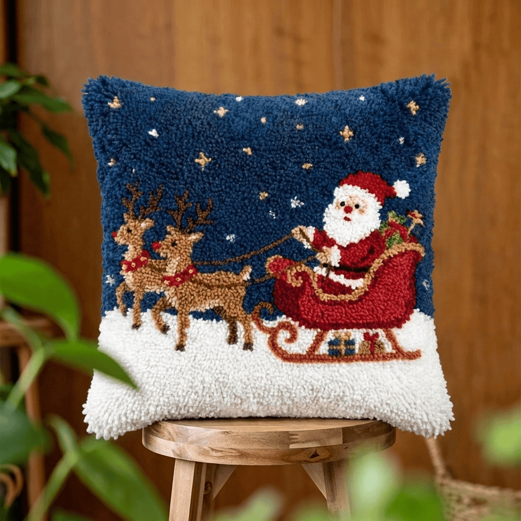 Rubbyoo Knüpfkissen-Set – Weihnachtsmann und Rentierschlitten | Gemütliche Weihnachtszimmergestaltung | Festlicher Kissenbezug als Geschenk - 43 x 43 cm - image 1