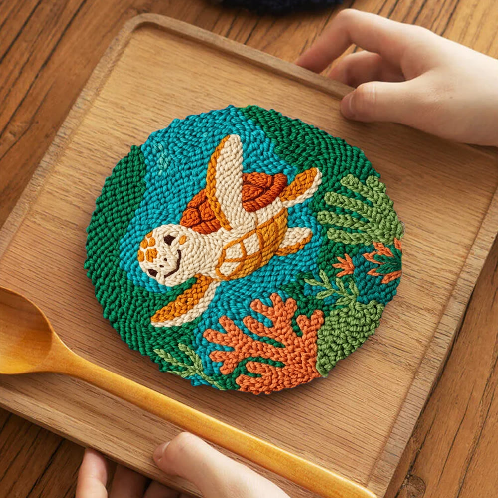 Wunderschönes Punch-Needle-Set mit Meeresschildkröten – Einfaches Bastelprojekt für Anfänger | Perfektes Geschenk für Naturliebhaber - 5-Zoll-Untersetzer-Set - image 12